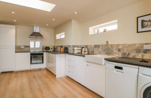 Ashbourne Cabaña | Lion House