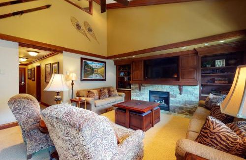 Vail Chalet De Esquí | Lion Square Lodge South 750