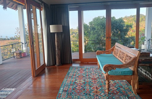Banjar Villa | LiRi Villa - Private villa with Magnificent ocean, jungle, valley view