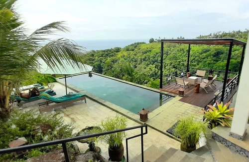 Banjar Villa | LiRi Villa - Private villa with Magnificent ocean, jungle, valley view