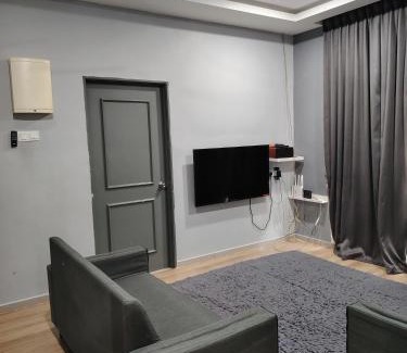 Tanjung Rambutan Villa | Lisa Homestay Ipoh Tambun with Private Pool