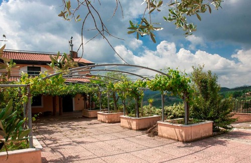 Castel Campagnano Apartamento | Lisandro Wine Resort Apartments Caserta