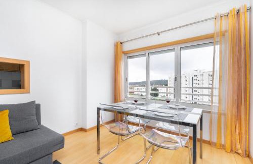 Sao Domingos de Benfica Apartamento | Lisboa, Cidade, Elegant Apartment with Air Cond, Free WIFI and Near Metro, by IG