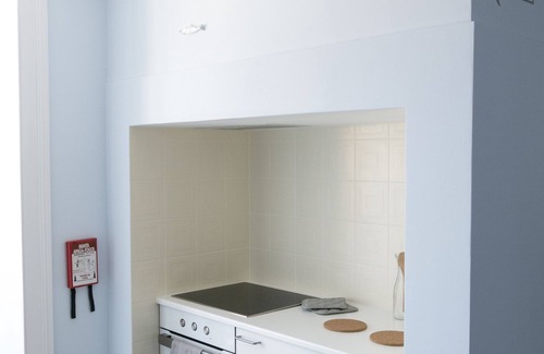 Santos Casa | Lisbon Check-In Guesthouse