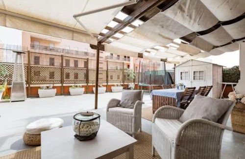 Linda-a-Velha Apartamento | Lisbon Coast, 3 bedroom apartment with large terrace