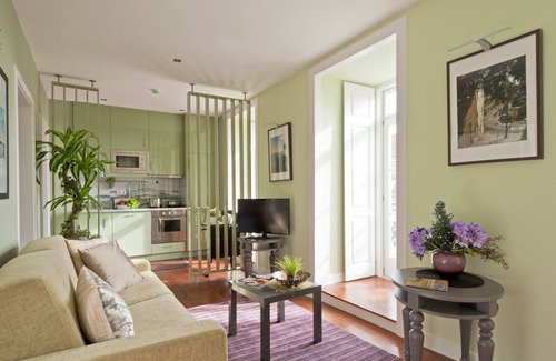 Encarnacao Apartamento | Lisbon Colours Bairro Alto Apartments