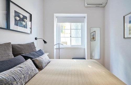 Alvalade Apartamento | Lisbon Haven - By the METRO with AC