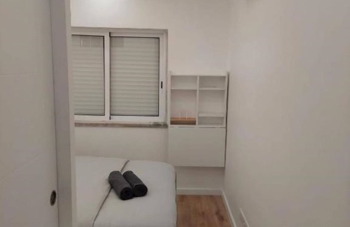 Cacilhas Apartamento | Lisbon South Bay Rooms Deluxe - Double Room with Private Bathroom