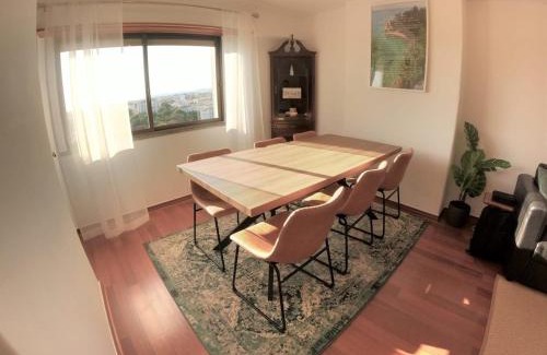 Linda-a-Velha Apartamento | Lisbon T2 apartment in condominium in Linda-a-Velha Oeiras Lisbon
