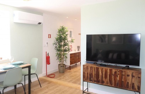 Beato Apartamento | Lisbon, T2 renewed duplex with river view, Beato, Lisbon