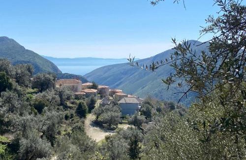 Himare Casa | Lisi