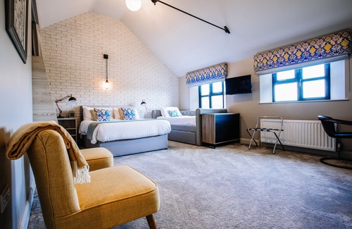 Dromore Cama Y Desayuno | Familiar-Baño en la habitacion-The Pantridge Room