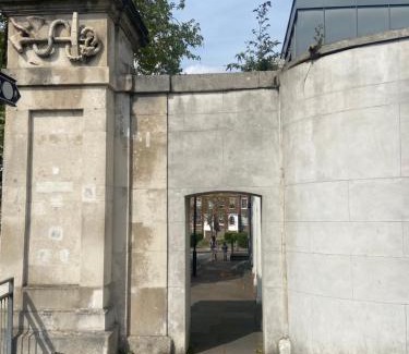 Woolwich Riverside Casa | Listed building close to River Thames