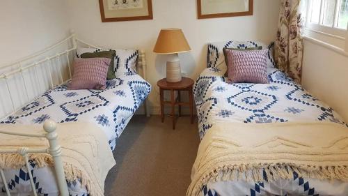 Himley Apartamento | Listed lodge building overlooking Himley Park