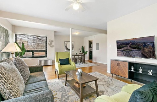 Hyde Park Apartamento | Lit & Trendy 1-Bedroom Apt in the Iconic Hyde Park