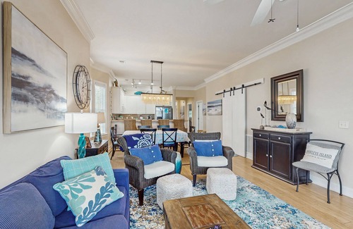 Litchfield by the Sea Condominio | Litchfield by the Sea 2nd-floor condo with spectacular views, pool & hot tub
