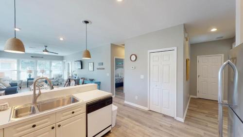 Litchfield by the Sea Villa | Litchfield Lakeside Escape Resort Perks by the Sea