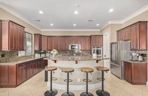 Litchfield Park Casa | Litchfield Park Retreat with Backyard Oasis, Cardinals Stadium and Casinos