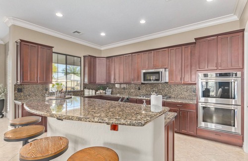 Litchfield Park Casa | Litchfield Park Retreat with Backyard Oasis, Cardinals Stadium and Casinos