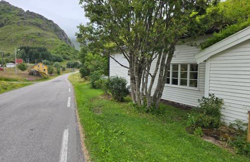 Vestvagøy Casa | Lite hus ved sjøen