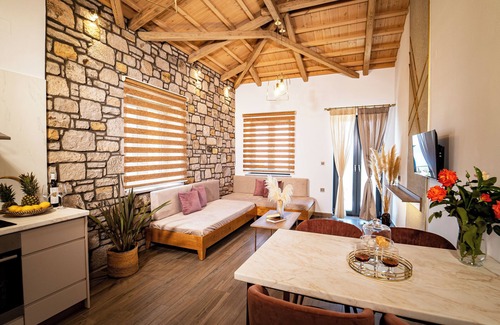 Agios Ioannis Casa | Lithoessa Luxury Apartments
