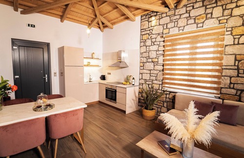 Agios Ioannis Casa | Lithoessa Luxury Apartments