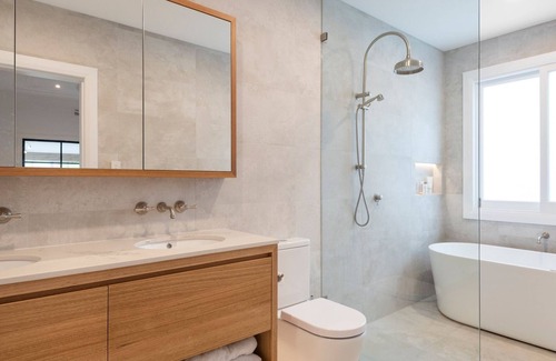 Avalon Beach Casa | Little Avalon by TCC