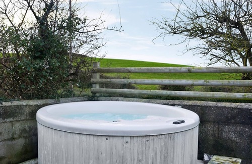Rhyd-y-foel Cabaña | Little Barn - HW7615