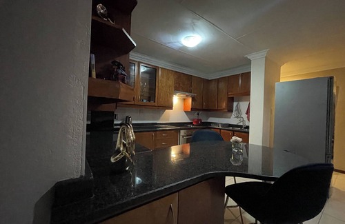 Greater Johannesburg Metropolitan Area Cabaña | Little Big House, Bryanston. Pet friendly 1 Bedroom