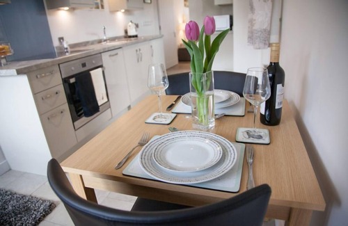 King's Lynn Casa | Un apetitoso y moderno y agradable anexo para perros en el pueblo de Roydon