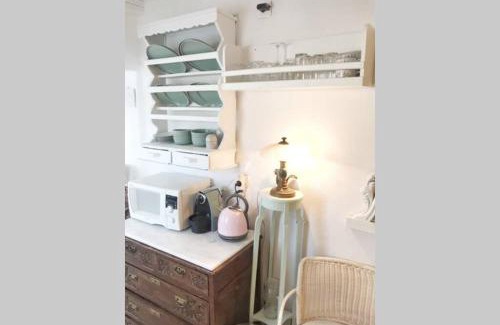 Serifos Casa | little cactus
