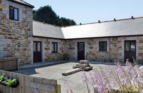 Helston Cabaña | Little Content Farm Cottage