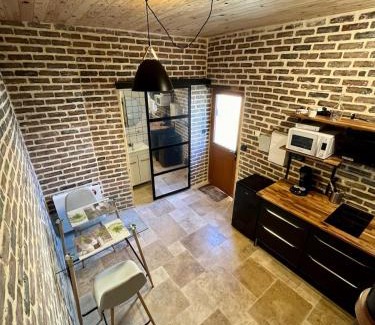 Chatellerault Apartamento | Little cottage with garden in Chatellerault