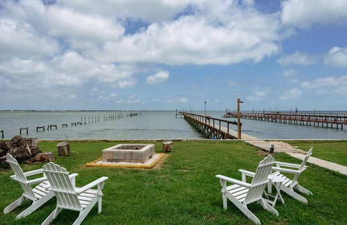 Taft Casa | Little Cove Resort | Lighted Fishing Pier!