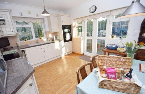 Chichester Casa | Little Crossways , Goodwood