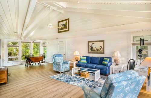 Wulfert Casa | Little Current home
