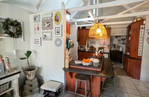 Aston Bay Casa | Little Flamingo Familia