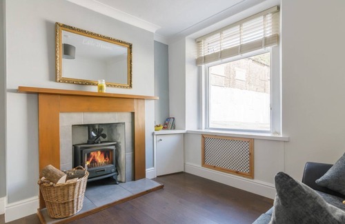 Douglas Cabaña | Little Haven - a holiday cottage that sleeps 4 guests in 2 bedrooms