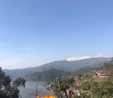 Lekhnath Cama Y Desayuno | Little Heaven Restaurant &guest House
