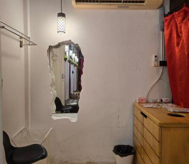 Talat Yai Apartamento | Little Home in Town