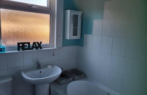 Birkenhead Apartamento | Little house by the park