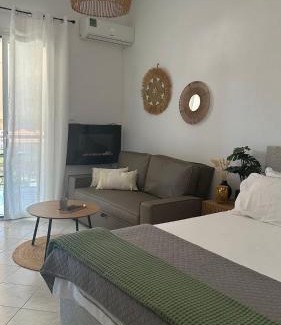 Agii Apostoli Apartamento | Little house near the beach