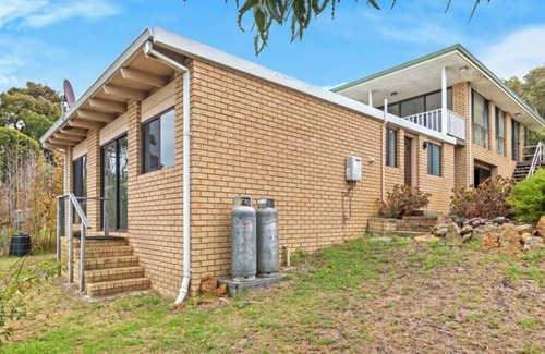 Albany Apartamento | Little Innes - affordable accommodation with a view