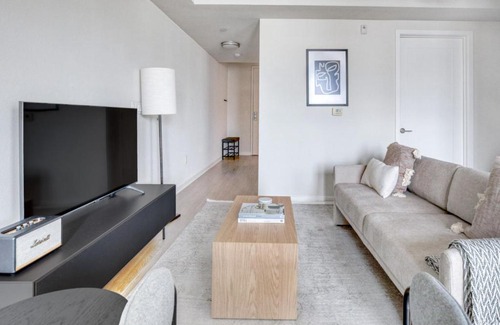 Little Italy Apartamento | Little Italy studio w gym pool nr light rail SAN-6