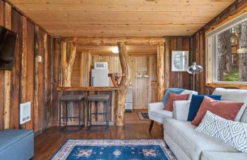 Custer Casa | Little Joy BHBungalows #4