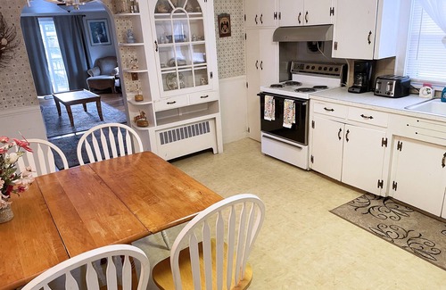 Old Orchard Beach Cabaña | Little Miss Cottages