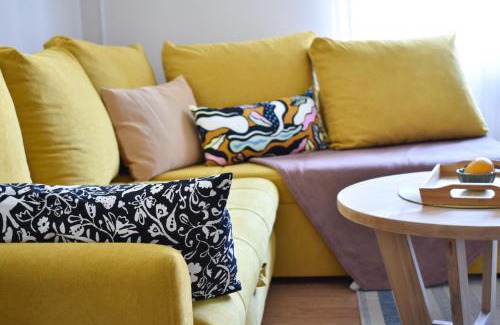 Cacak Casa | Little Nook