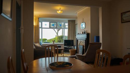 Donaghadee Casa | Little Oak Seafront House Donaghadee w/Seaviews