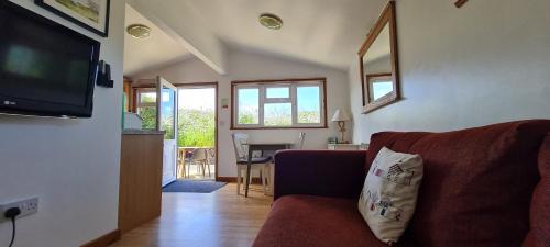 Padstow Casa | Little Oaks Chalet - St. Merryn, Padstow