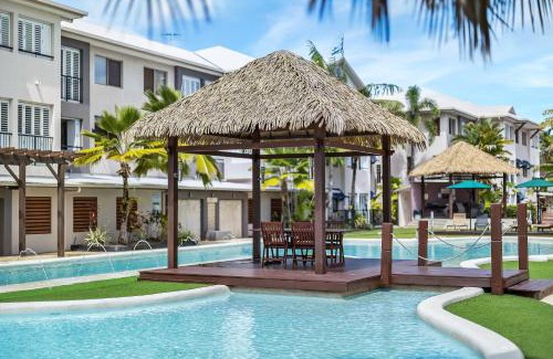 Manoora Apartamento | Little Palm- 2 Bedroom Tropical Escape